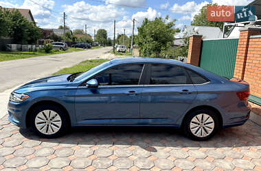 Седан Volkswagen Jetta 2018 в 