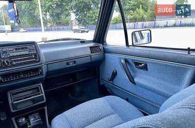 Седан Volkswagen Jetta 1985 в 