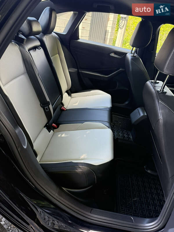 Седан Volkswagen Jetta 2018 в Львові