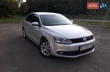 Седан Volkswagen Jetta 2012 в Бучачі