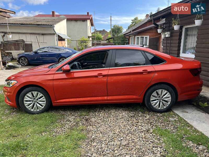 Седан Volkswagen Jetta 2020 в Стрые