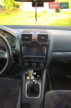 Седан Volkswagen Jetta 2008 в 