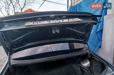 Седан Volkswagen Jetta 1988 в Львове