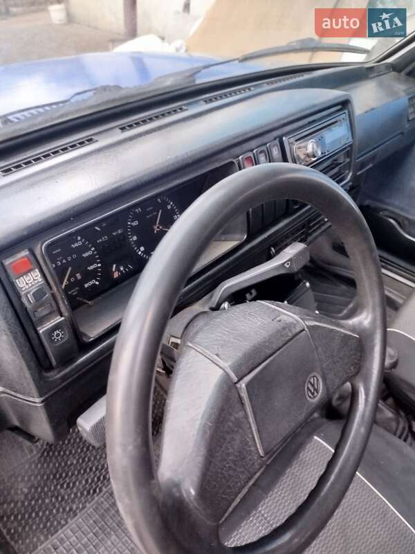 Седан Volkswagen Jetta 1988 в Львове