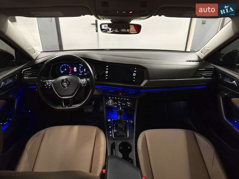 Седан Volkswagen Jetta 2018 в Долинській