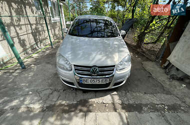 Седан Volkswagen Jetta 2010 в Николаеве