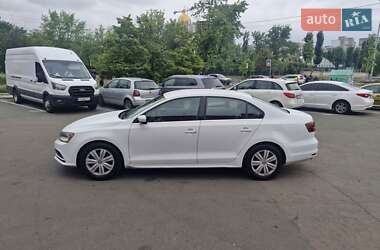 Седан Volkswagen Jetta 2017 в 