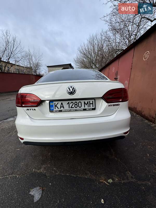 Седан Volkswagen Jetta 2013 в Киеве