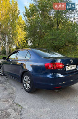 Седан Volkswagen Jetta 2014 в 