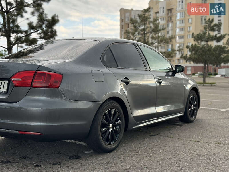 Седан Volkswagen Jetta 2013 в Миколаєві фото 5 Седан Volkswagen Jetta 2013 в Миколаєві
