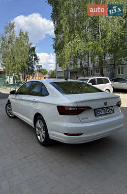 Седан Volkswagen Jetta 2018 в 