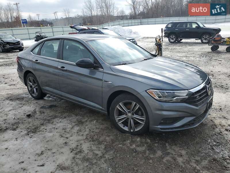 Седан Volkswagen Jetta 2021 в Львове