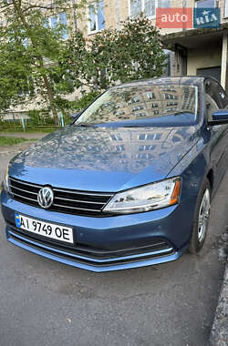 Седан Volkswagen Jetta 2016 в 