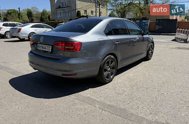 Седан Volkswagen Jetta 2015 в 