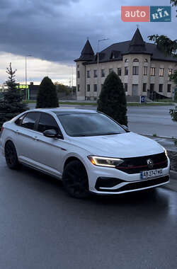 Седан Volkswagen Jetta 2019 в Гайсине