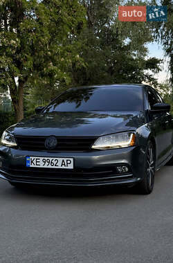 Седан Volkswagen Jetta 2015 в Дніпрі