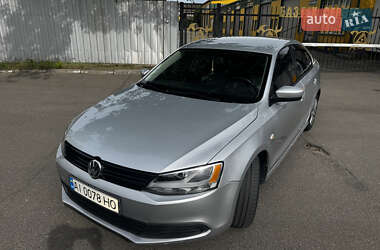 Седан Volkswagen Jetta 2013 в Броварах