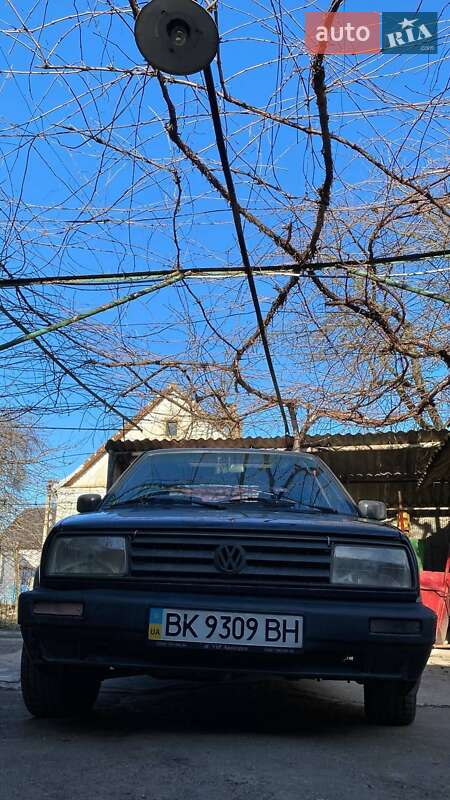 Седан Volkswagen Jetta 1991 в 