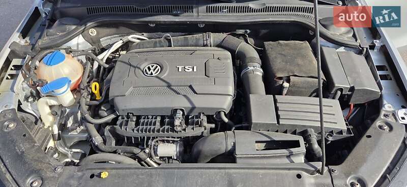 Седан Volkswagen Jetta 2013 в Харькове