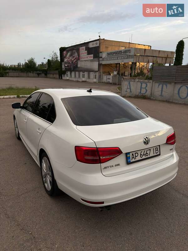 Седан Volkswagen Jetta 2015 в Запорожье
