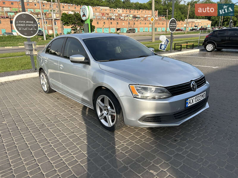 Volkswagen Jetta 2013