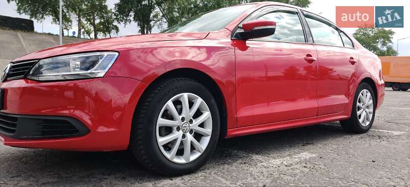 Седан Volkswagen Jetta 2011 в Києві