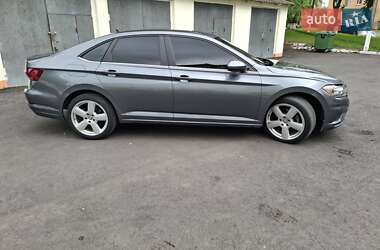 Седан Volkswagen Jetta 2019 в 