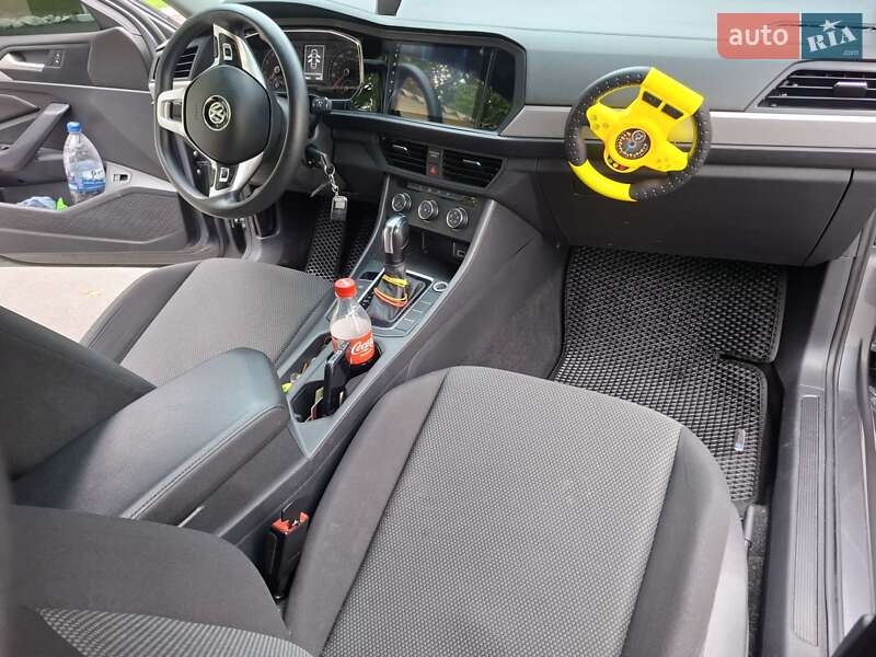 Седан Volkswagen Jetta 2019 в Виннице