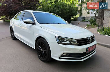 Седан Volkswagen Jetta 2015 в Одесі