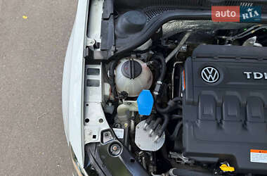 Седан Volkswagen Jetta 2015 в 