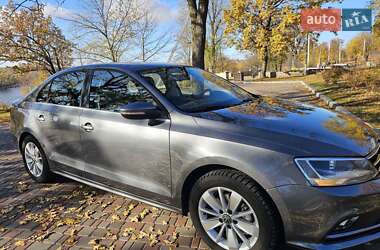 Седан Volkswagen Jetta 2016 в Кропивницком