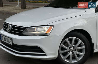 Седан Volkswagen Jetta 2015 в 