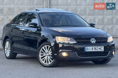 Седан Volkswagen Jetta 2012 в Києві