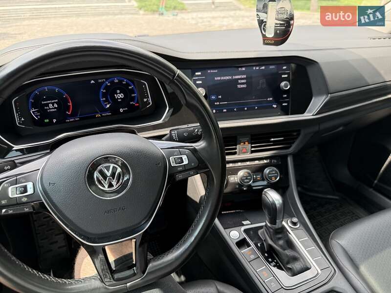 Седан Volkswagen Jetta 2018 в Киеве