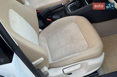 Седан Volkswagen Jetta 2016 в 
