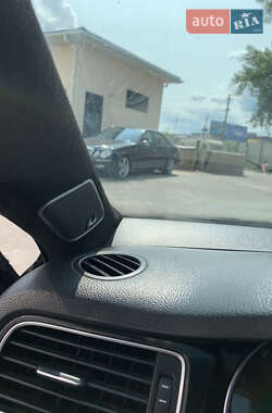 Седан Volkswagen Jetta 2015 в 