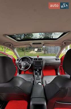 Седан Volkswagen Jetta 2012 в Сумах