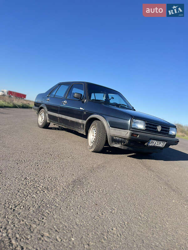 Седан Volkswagen Jetta 1989 в Березовке