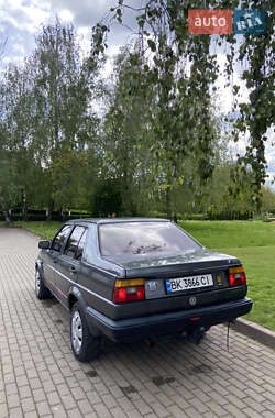 Седан Volkswagen Jetta 1988 в 