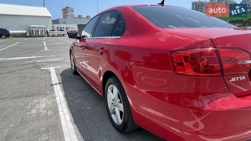 Седан Volkswagen Jetta 2012 в Одессе