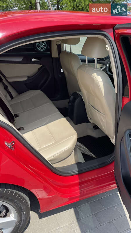 Седан Volkswagen Jetta 2012 в Одессе