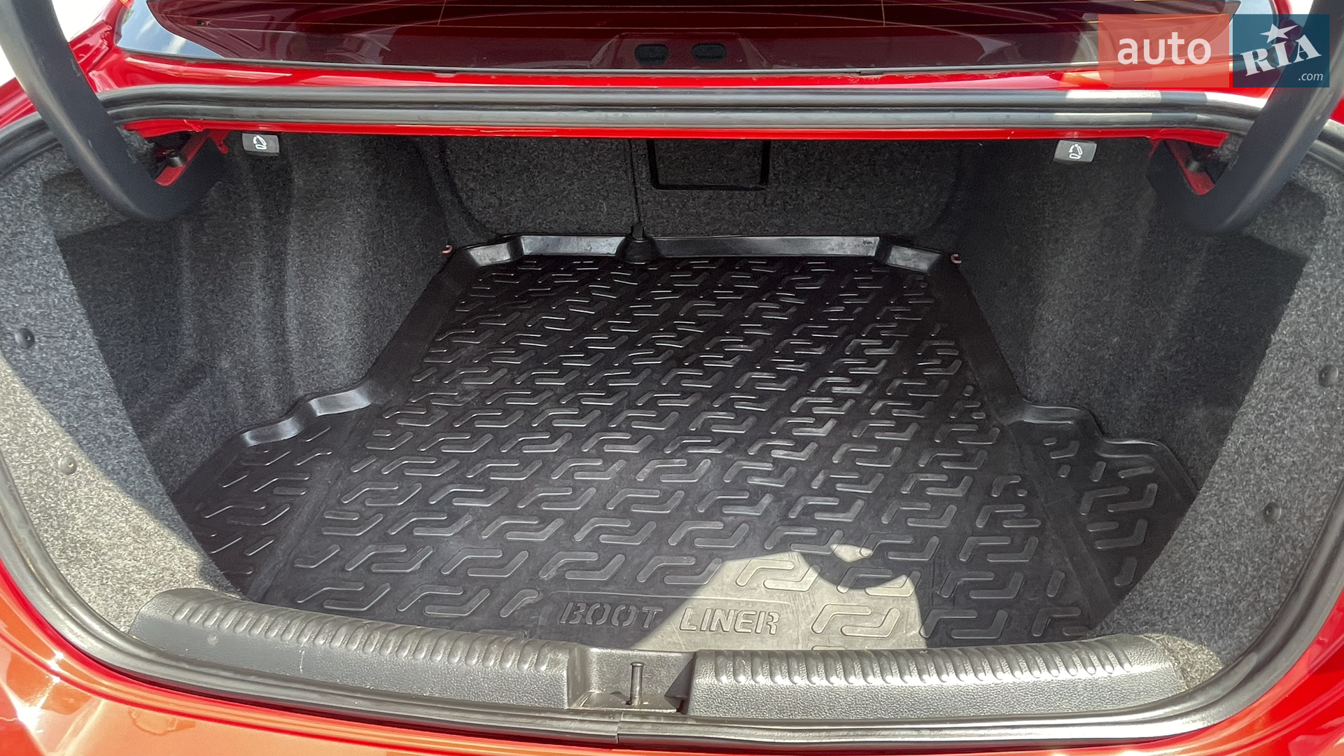 2012 Volkswagen Jetta - мініатюра 25