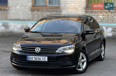 Седан Volkswagen Jetta 2011 в 