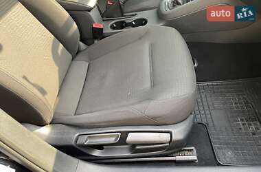 Седан Volkswagen Jetta 2015 в 