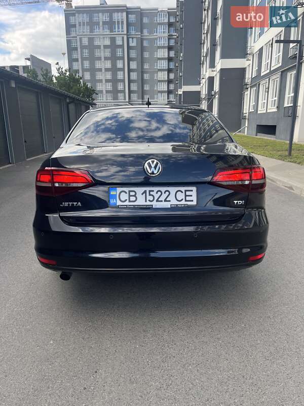 Седан Volkswagen Jetta 2016 в Чернигове