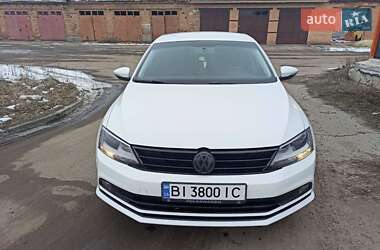 Седан Volkswagen Jetta 2016 в 