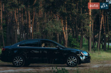 Седан Volkswagen Jetta 2017 в Києві