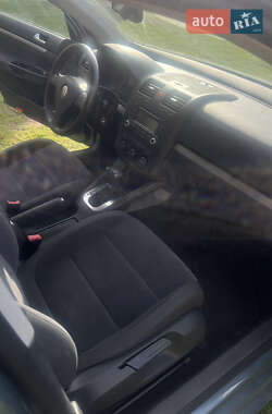 Седан Volkswagen Jetta 2006 в 