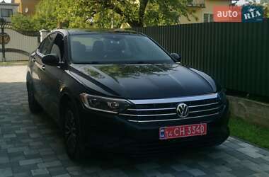 Седан Volkswagen Jetta 2019 в 