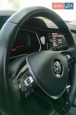 Седан Volkswagen Jetta 2019 в 